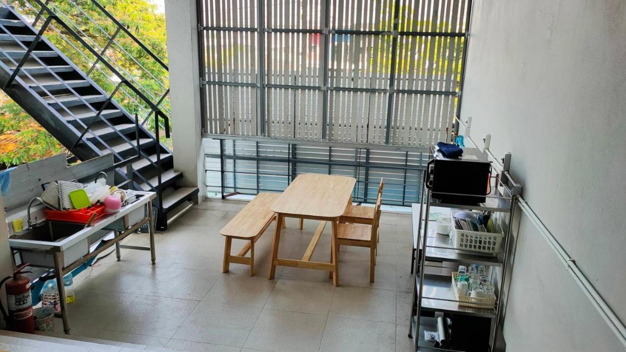 View Dee Bkk Airport Residence Bangkok Kültér fotó